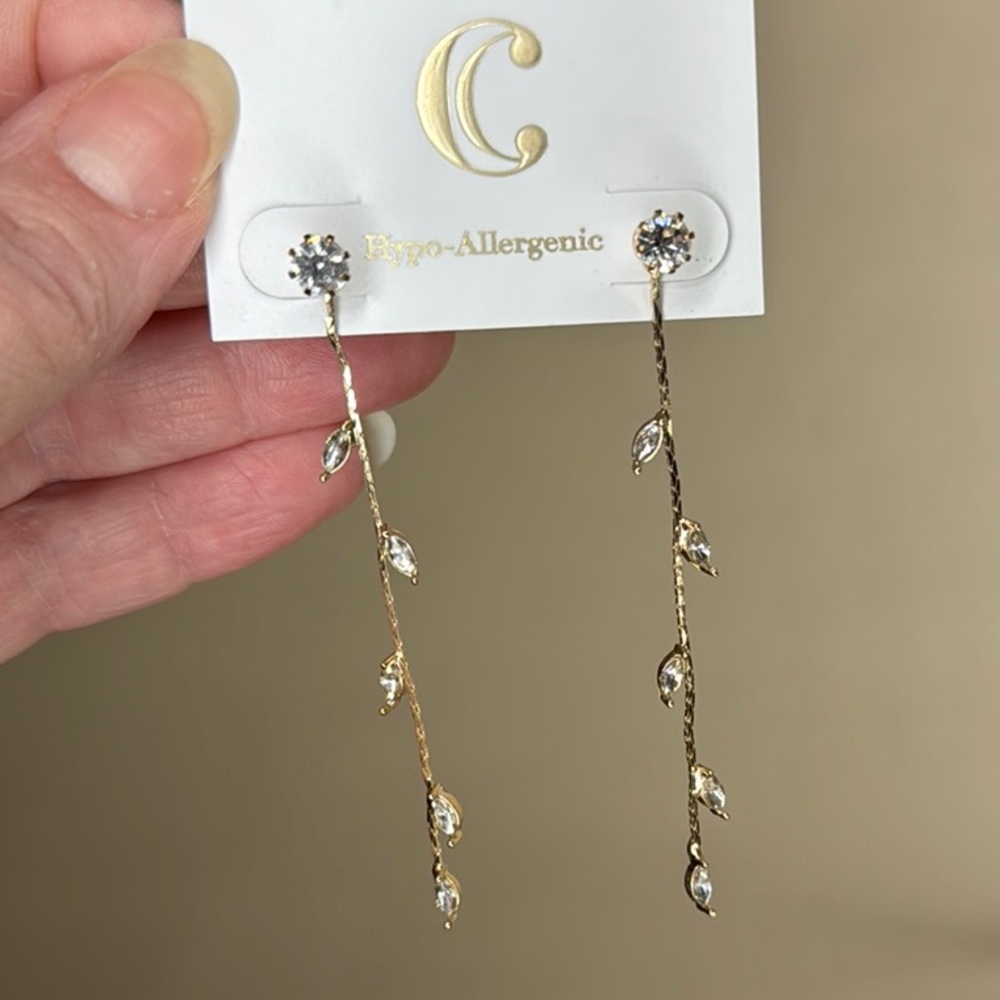 Charming Charlie Gold Minimalist Dangle Earrings